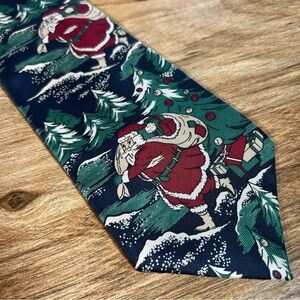 Wembly - Festive “Santa Claus in the Snow” Christmas 100% Silk Holiday Tie 🎅🏻